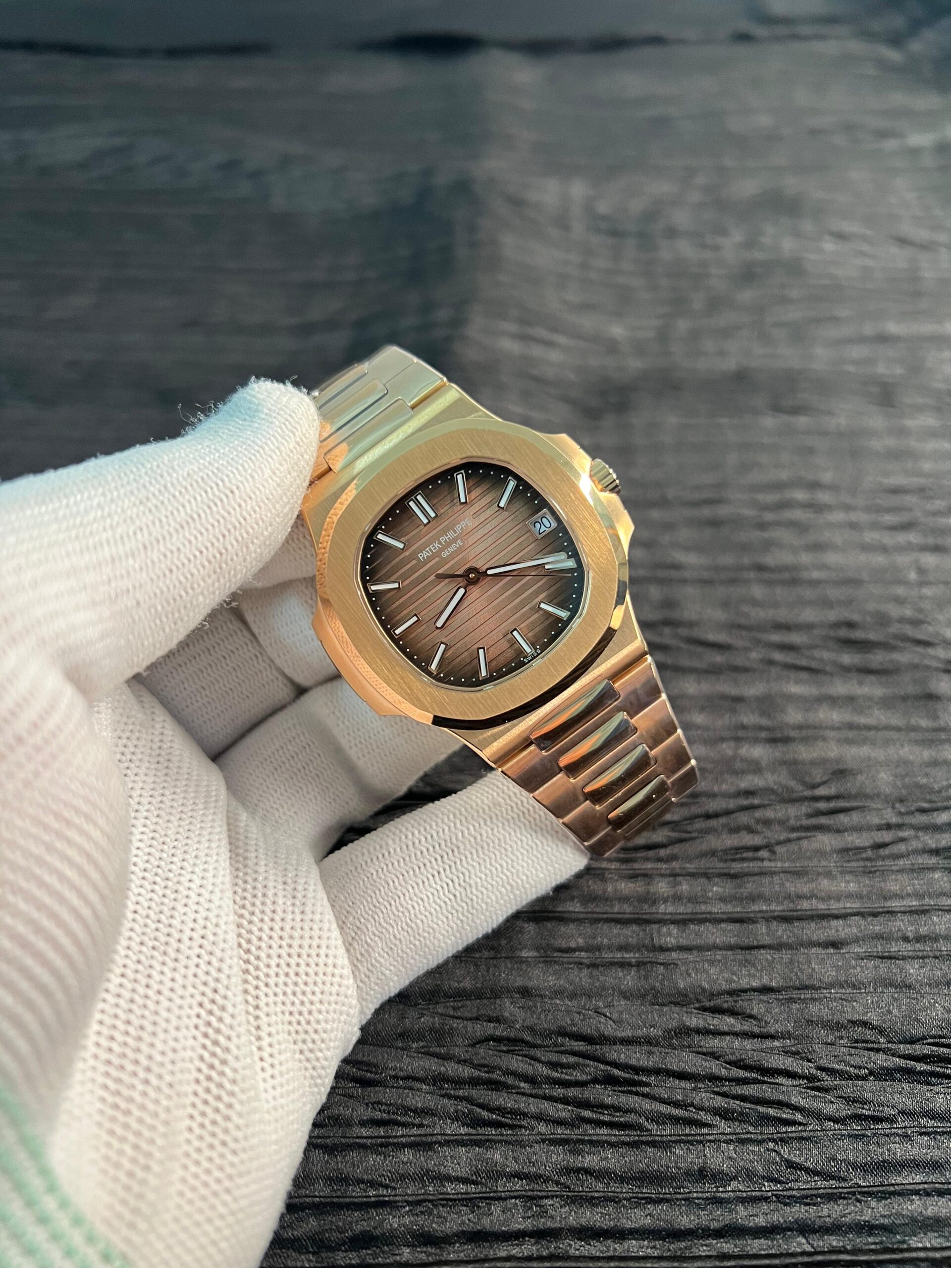 Nautilus 5711/1R 3KF 1:1 Best Edition Brown Textured Dial on RG Bracelet A324 Super Clone V2 - Image 2