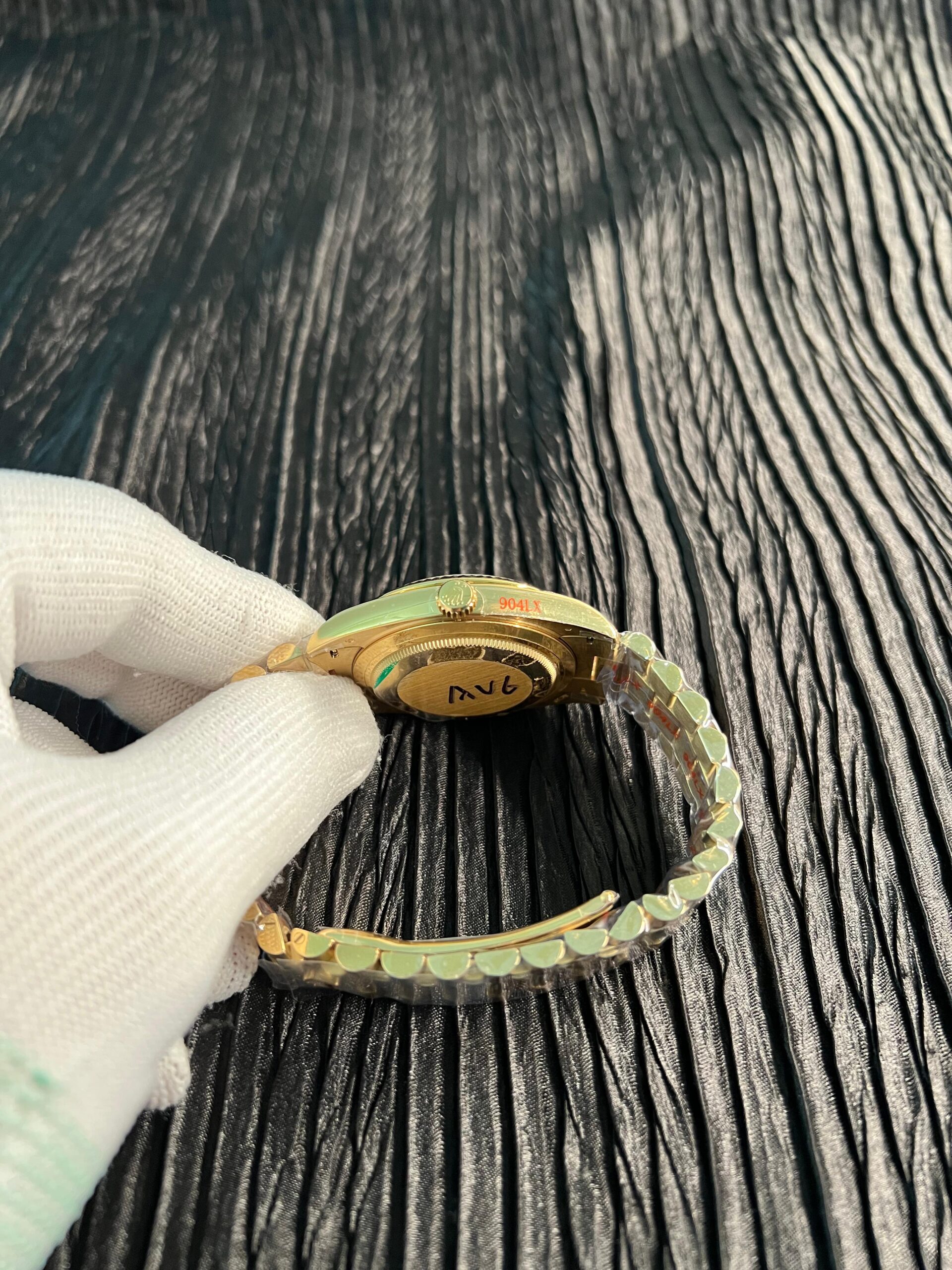 Day Date 128238 Gain Weight YG QF 1:1 Best Edition Gold Dial Roman Markers on YG President Bracelet - Image 4