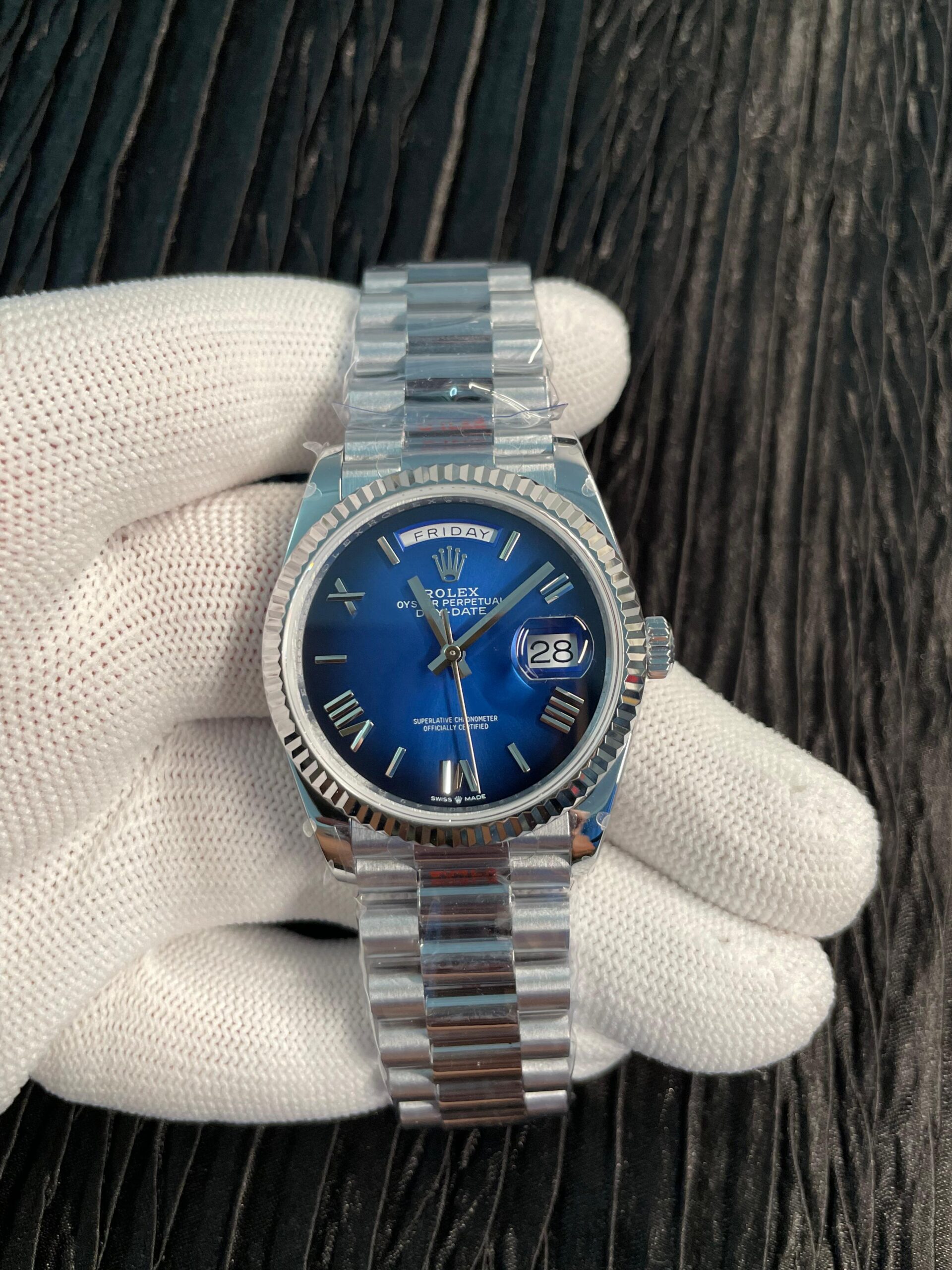 Day 128239 36mm Gain Weight QF 1:1 Best Edition Blue Ombre Dial Roman Marker On YG President Bracelet A2836