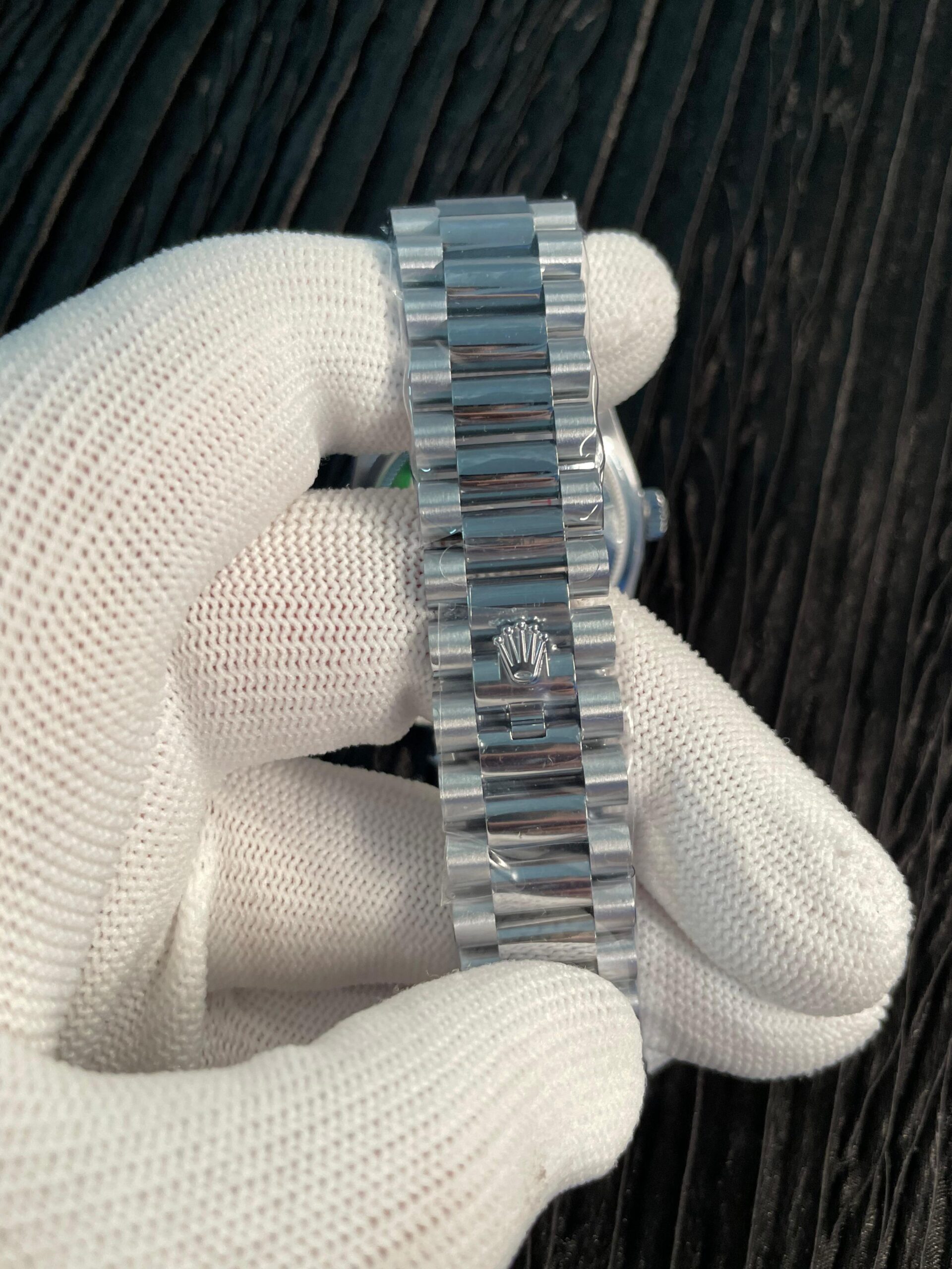 Day 128239 36mm Gain Weight QF 1:1 Best Edition Blue Ombre Dial Roman Marker On YG President Bracelet A2836 - Image 9