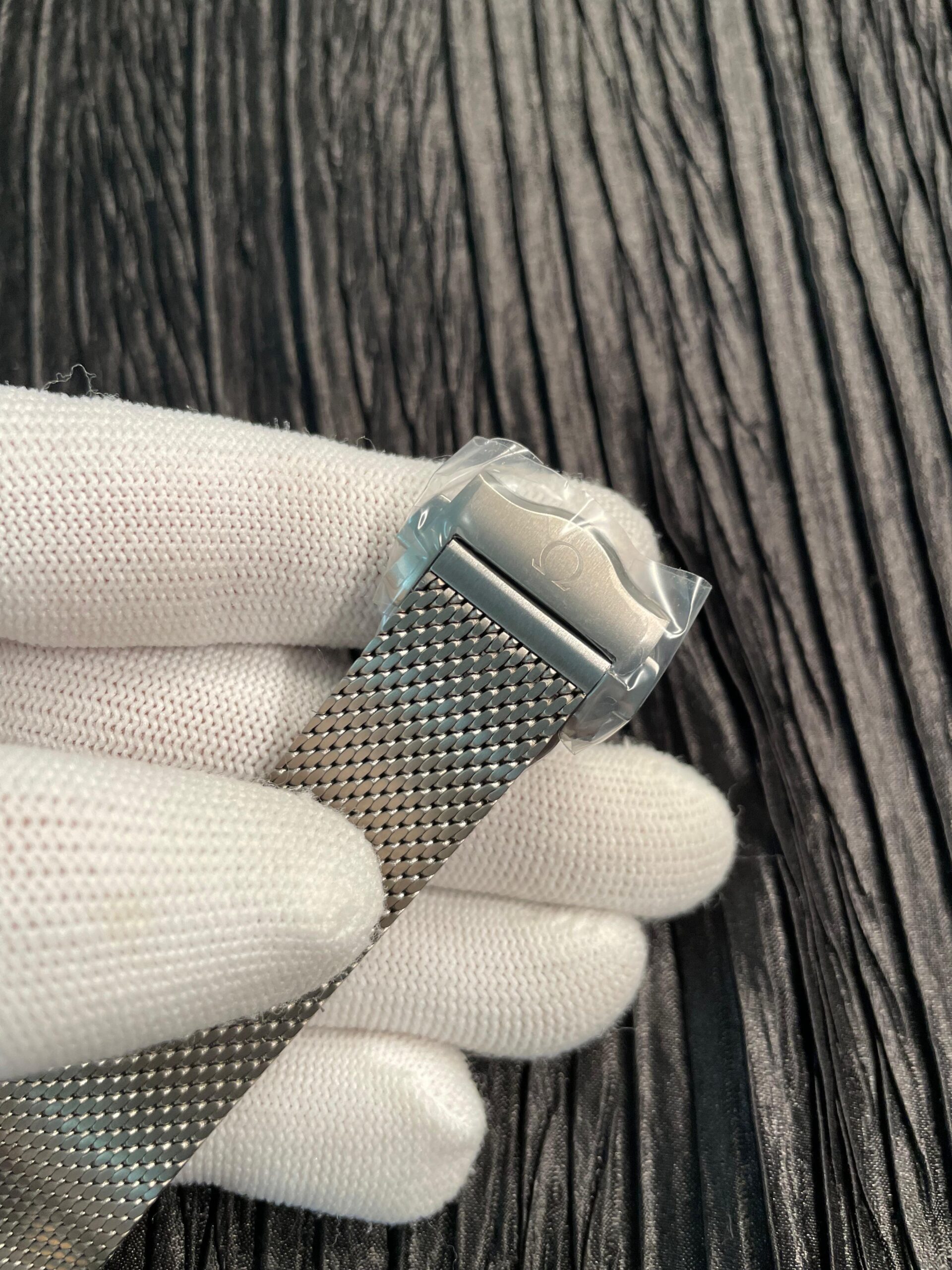 Seamaster 300 "No Time to Die" Titanium V7 VSF 1:1 Best Edition On Titanium Mesh Bracelet SA8806 Super Clone (Free Nato) - Image 8