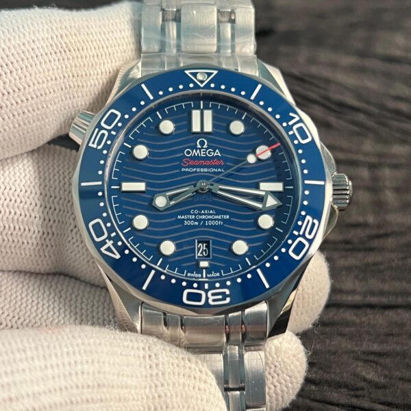 Seamaster Diver 300M Blue Ceramic Bezel V4 VSF 1:1 Best Edition Blue Dial On SS Bracelet Super Clone Asian 8800