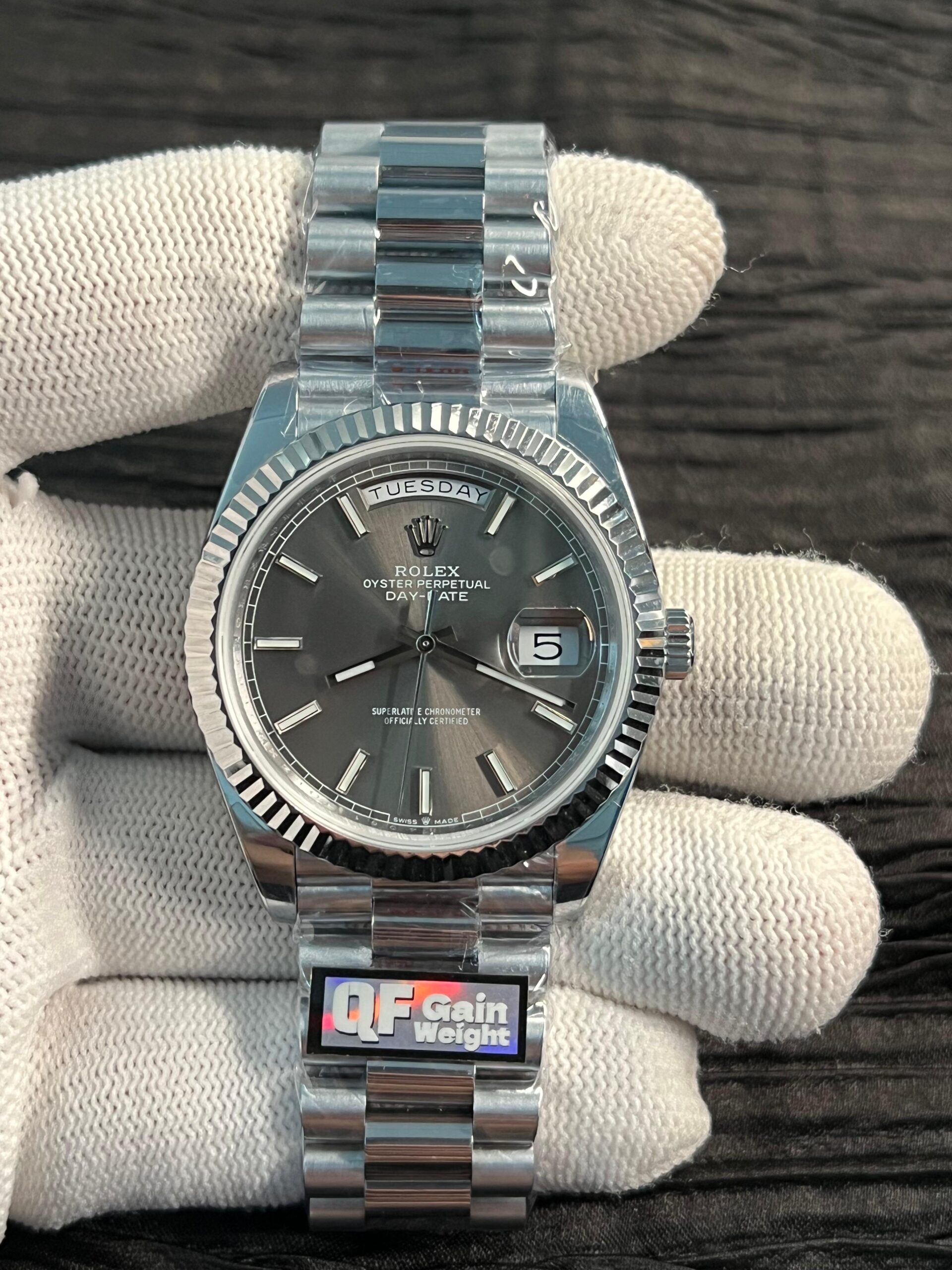 Day Date 228238 40mm 904L SS Bezel QF Gain Weight Grey Dial Stick Markers on SS President Bracelet A2836
