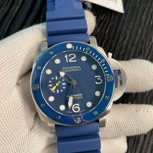 PAM1676 44mm Submersible VSF 1:1 Best Edition Blue Dial On Blue Rubber Strap P.900 Super Clone